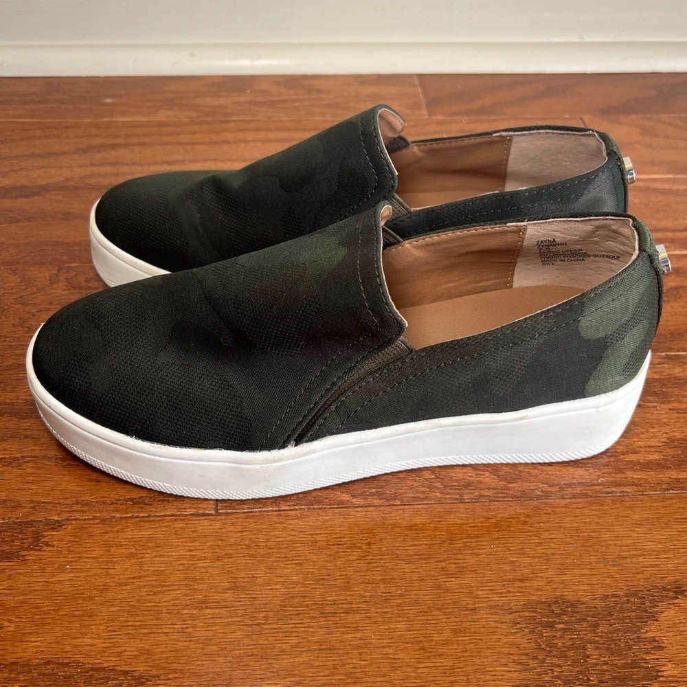 Steve Madden Women’s Zayna Slip On Camo Size 7.5 M - Picture 6 of 13